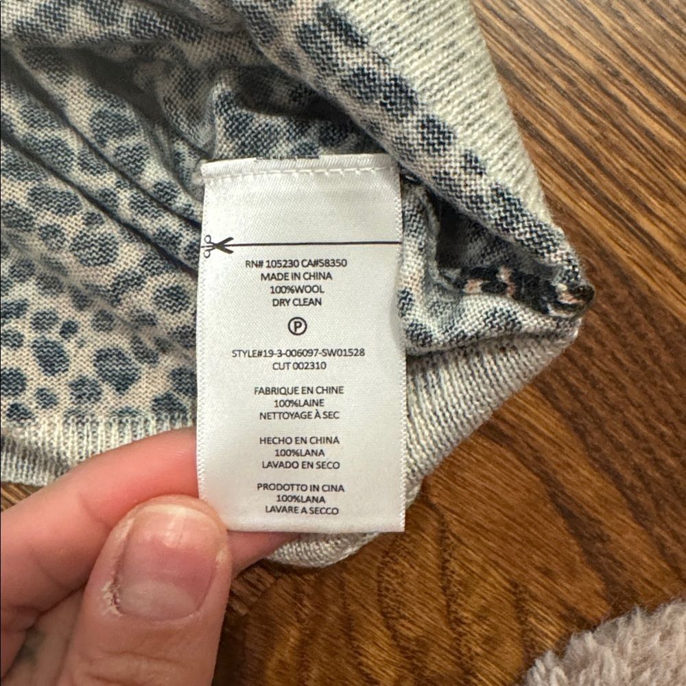Equipment Leopard Raydon Sweater - Picture 4 of 5